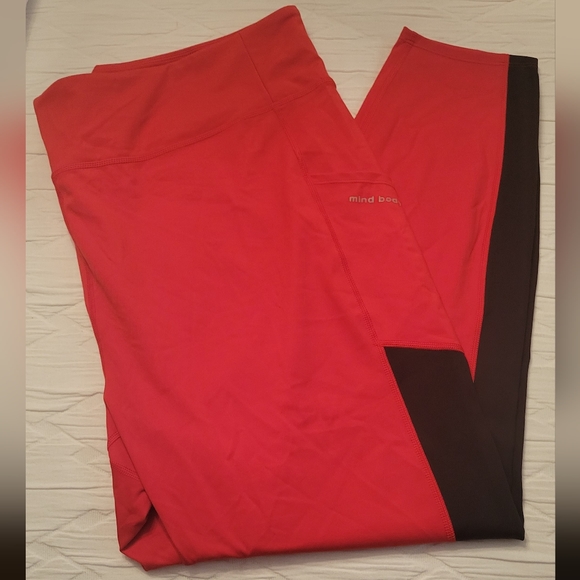NWOT Mind Body Love color block Leggings - Picture 3 of 6